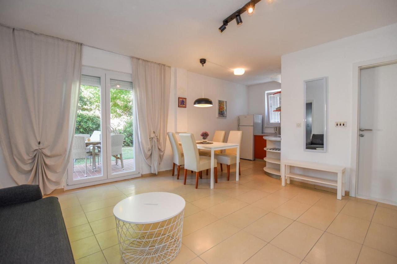 Appartement Movo House à Pag Town Extérieur photo