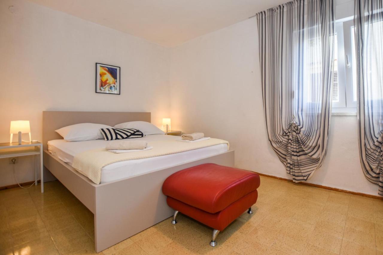 Appartement Movo House à Pag Town Extérieur photo