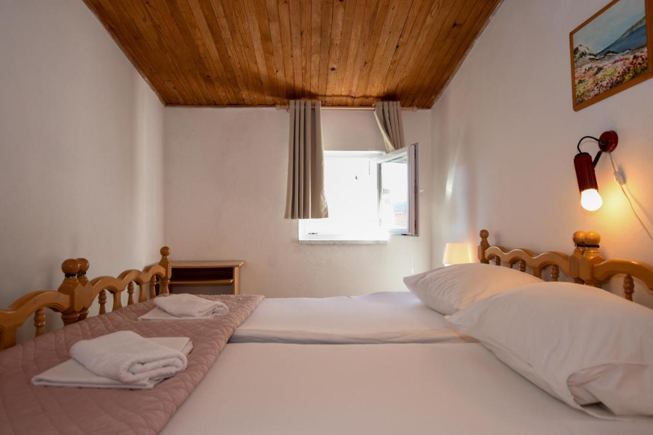 Appartement Movo House à Pag Town Extérieur photo