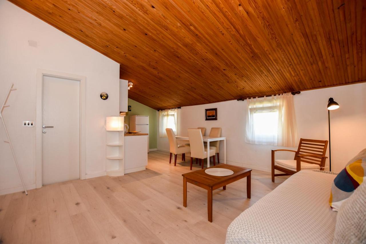 Appartement Movo House à Pag Town Extérieur photo